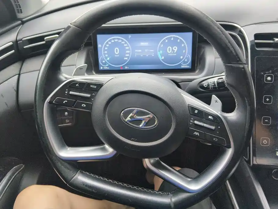 Hyundai Tucson 2022 — фото 15
