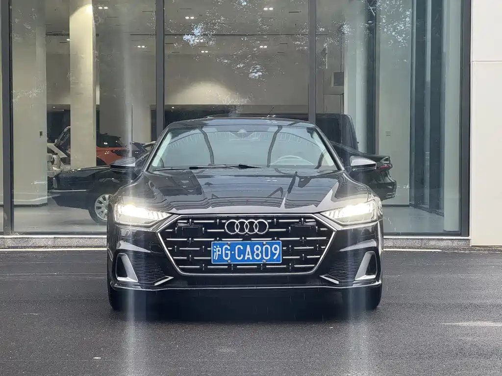 Audi A7L 2024 — фото 10