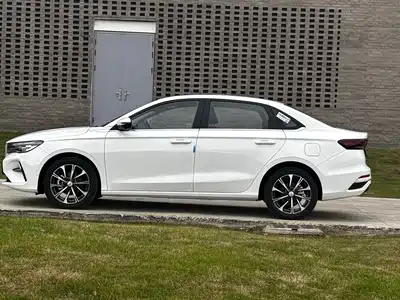 Geely Emgrand 2025