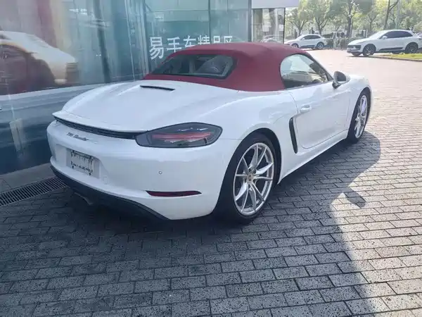 Porsche 718 2022