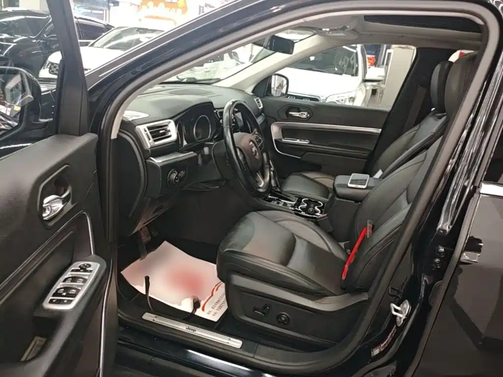 Jeep Grand Commander 2021 — фото 16