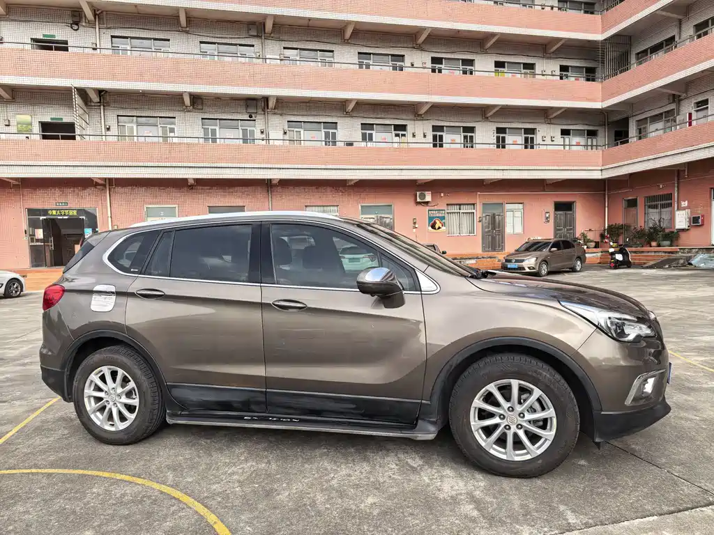Buick Envision Plus 2016 — фото 3