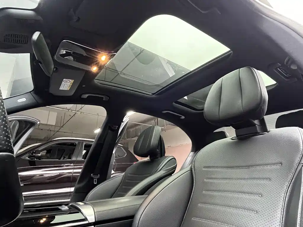 Mercedes-Benz C-Class 2022 — фото 12
