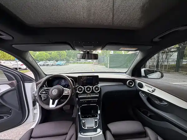 Mercedes-Benz GLC 2021