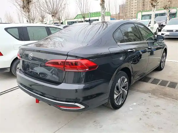 Volkswagen Bora 2024