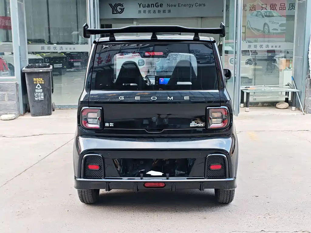 Geely Galaxy Panda 2025 — фото 11