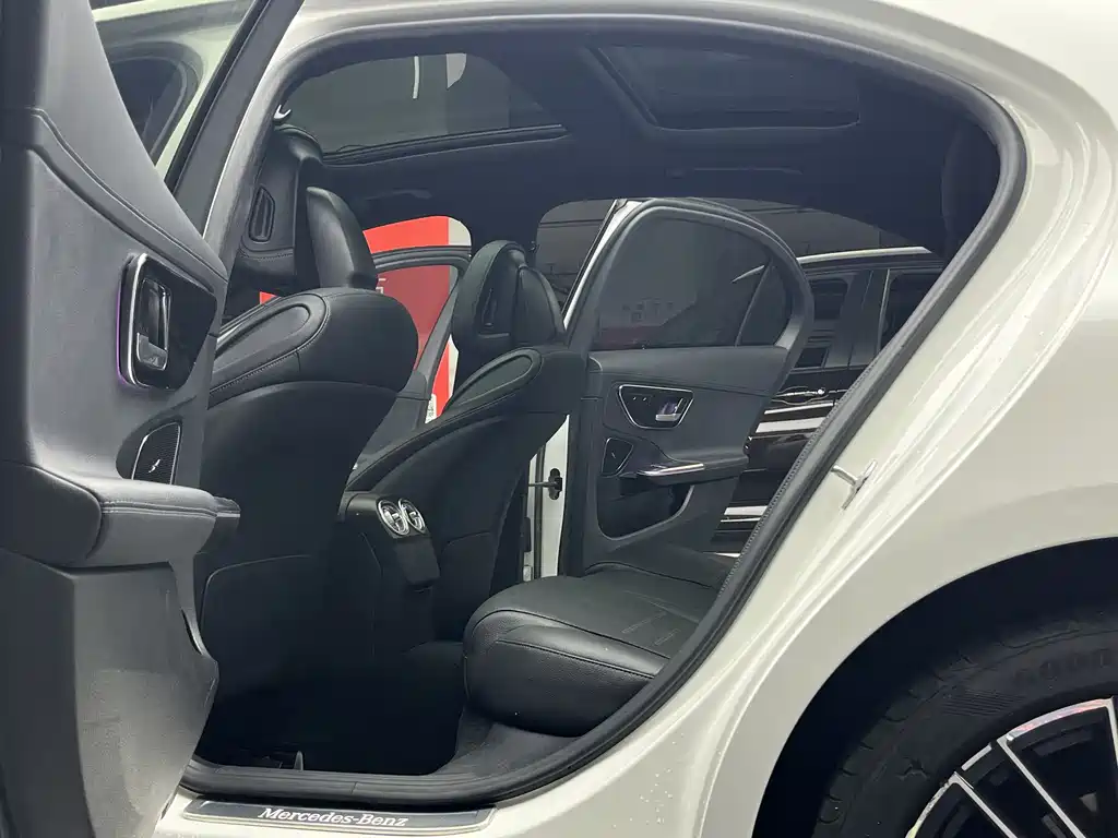 Mercedes-Benz C-Class 2022 — фото 24