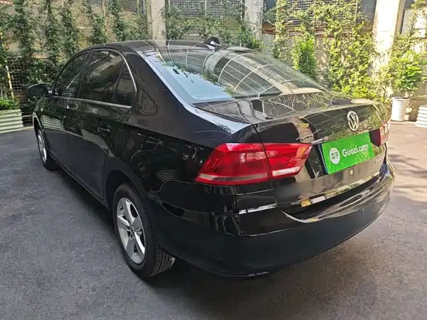 Volkswagen Santana 2014