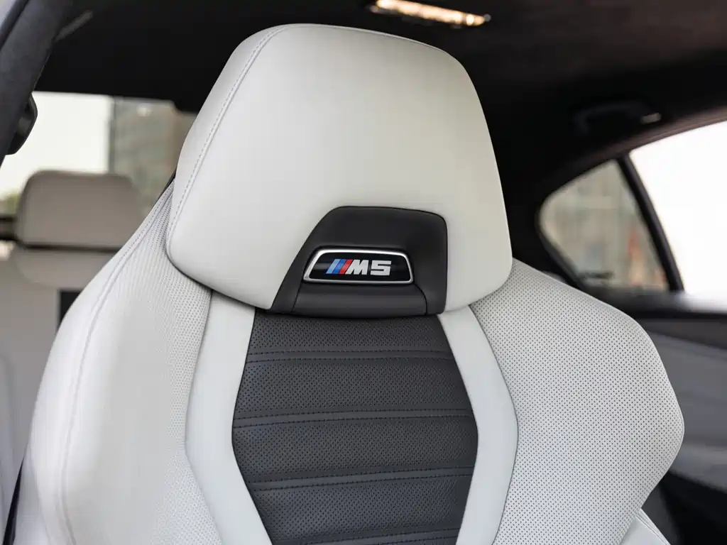 BMW M5 2020 — фото 19