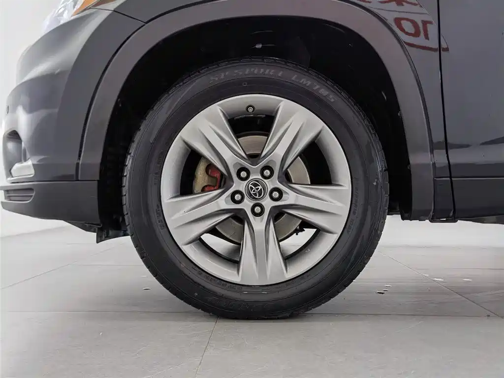 Toyota Highlander 2017 — фото 17