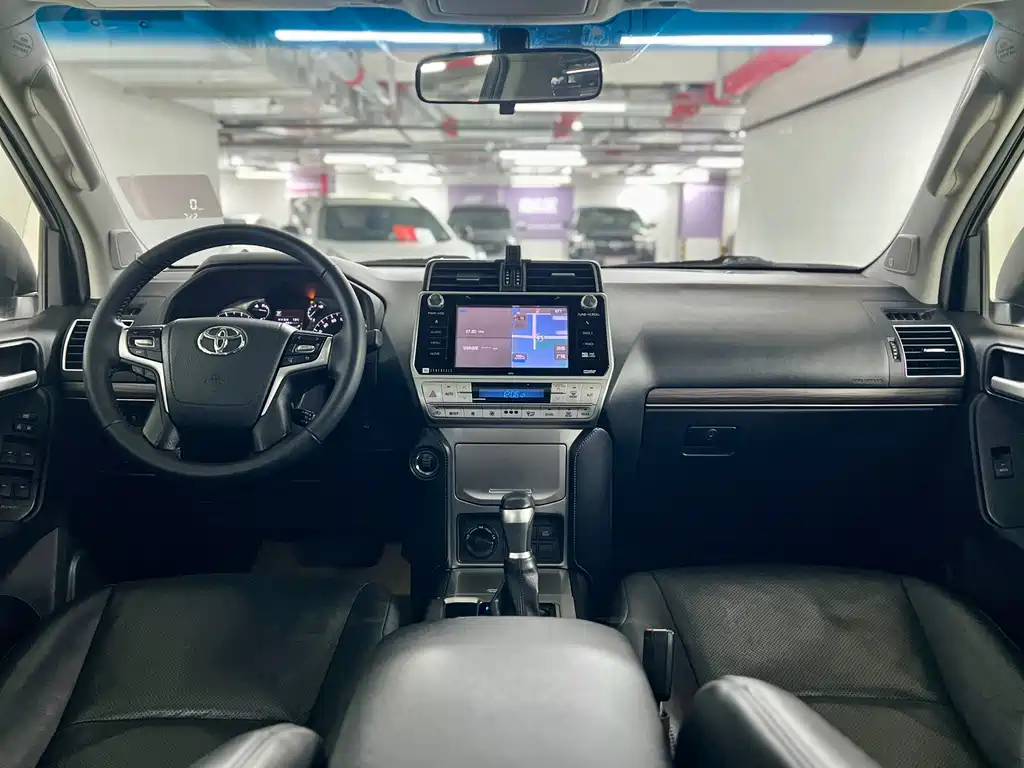Toyota Prado 2018 — фото 10