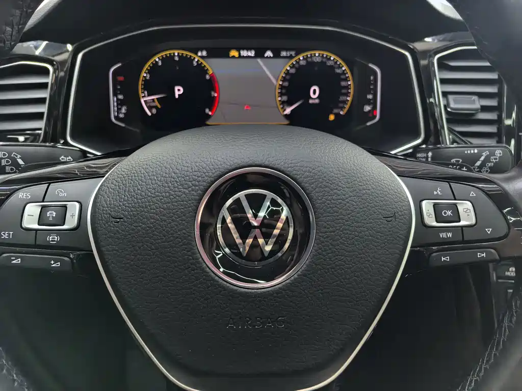 Volkswagen T-Roc 2022 — фото 18
