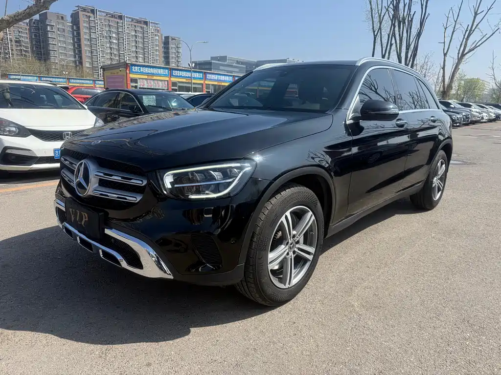 Mercedes-Benz GLC 2021 — фото 1