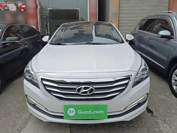 Hyundai Mistra 2014
