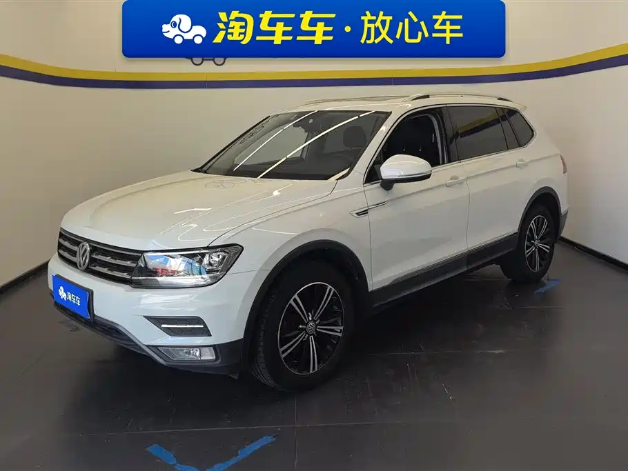 Volkswagen Tiguan L 2019 — фото 1