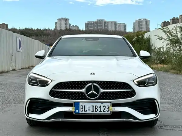 Mercedes-Benz C-Class 2022