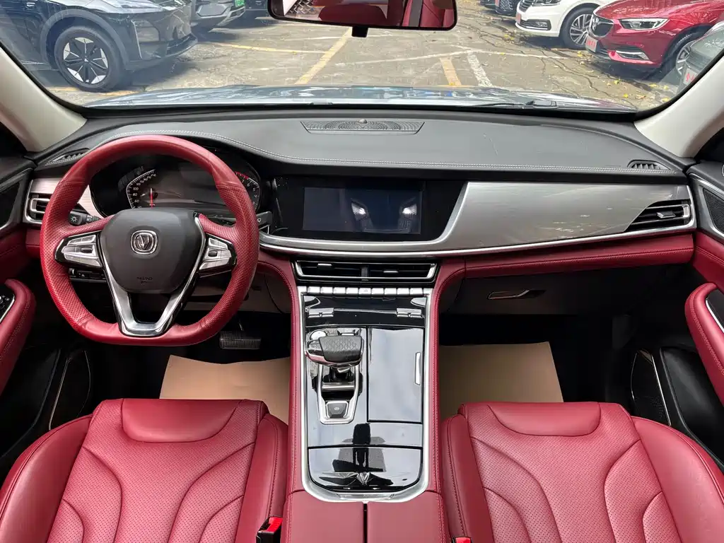 Changan CS85 COUPE 2020 — фото 11