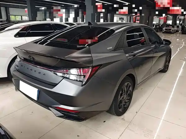 Hyundai Elantra 2023