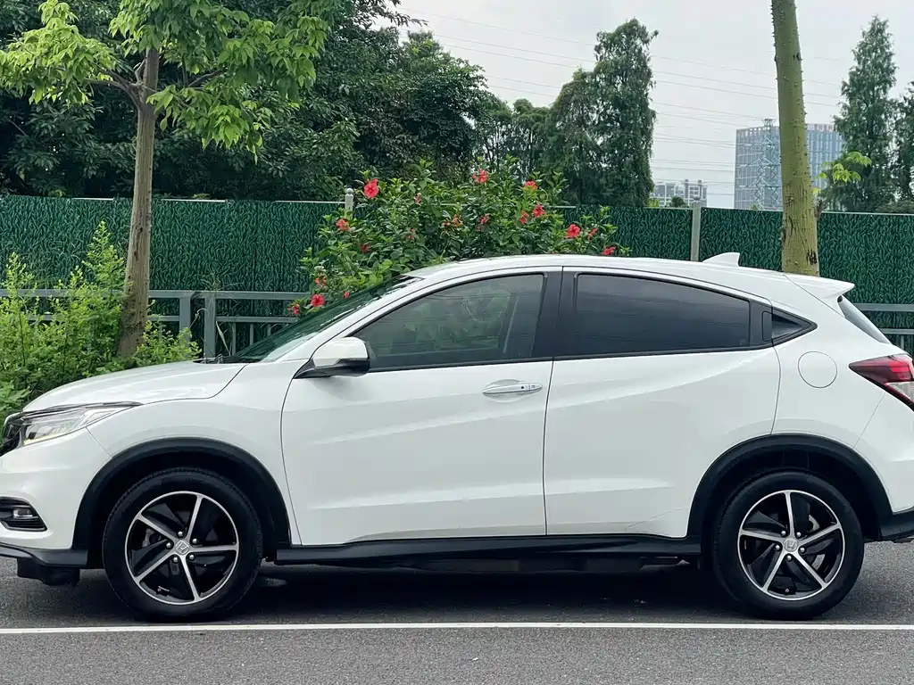 Honda Vezel 2019 — фото 6
