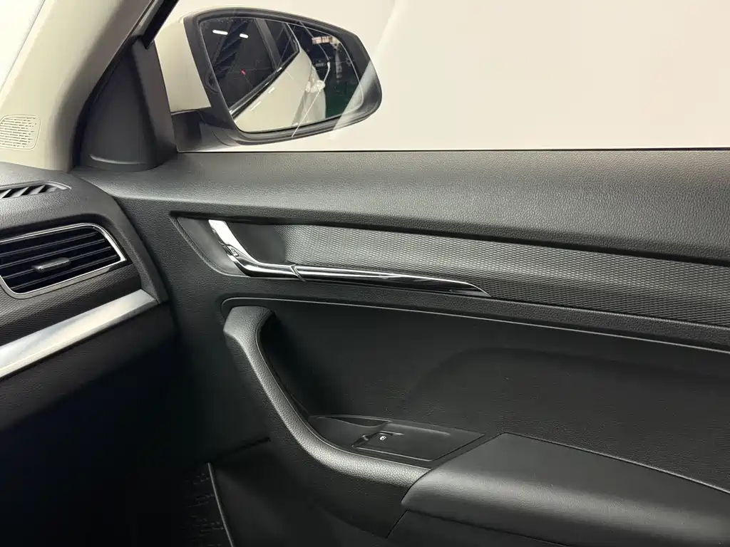 Skoda Kamiq 2022 — фото 10
