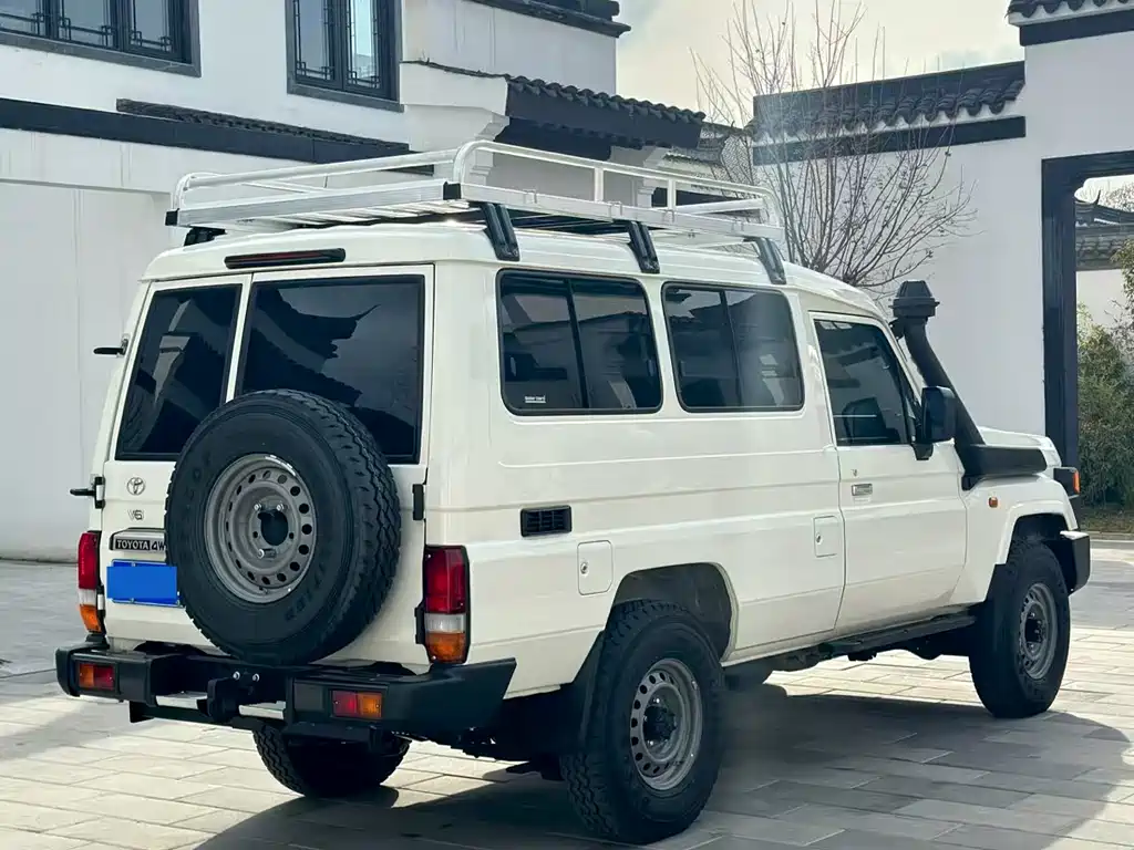 Toyota Land Cruiser 2025 — фото 5