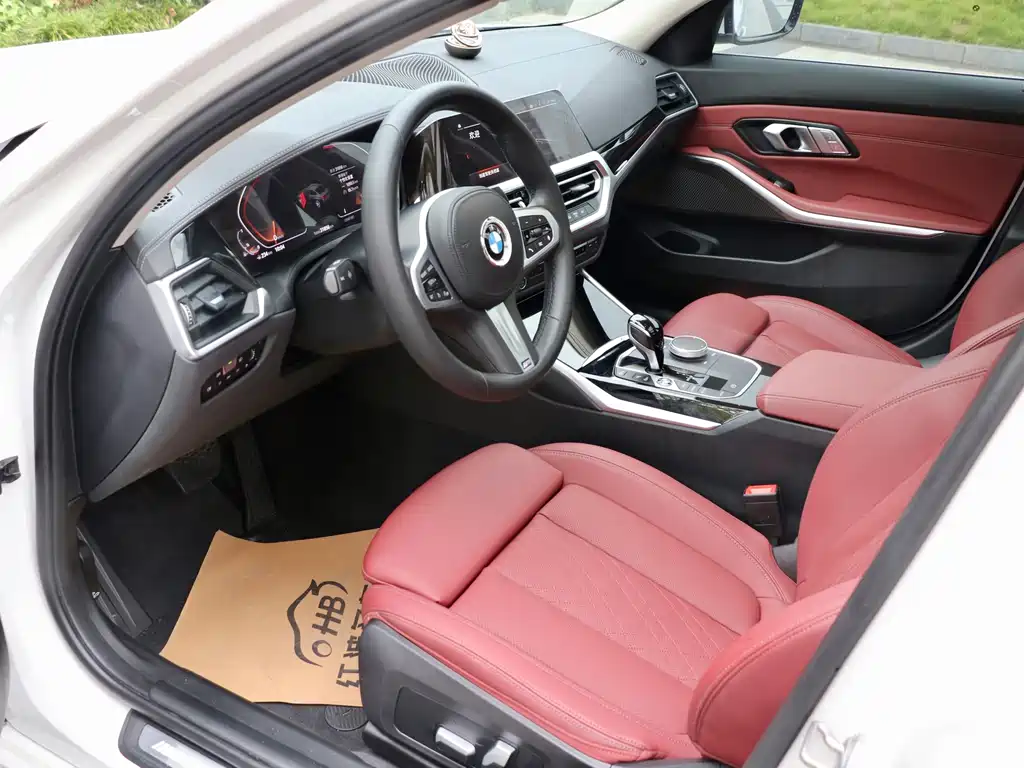BMW 3 Series 2022 — фото 10