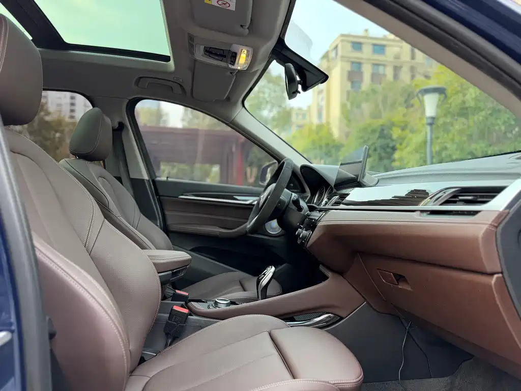 BMW X1 2021 — фото 12