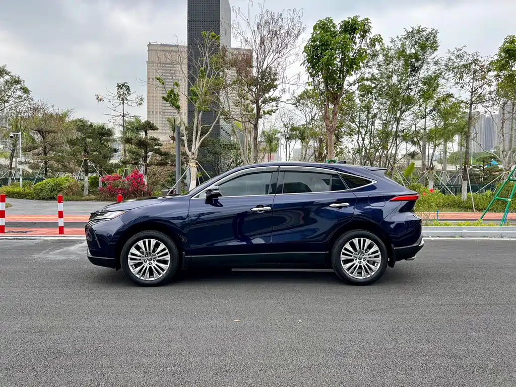 Toyota Harrier 2022 — фото 6