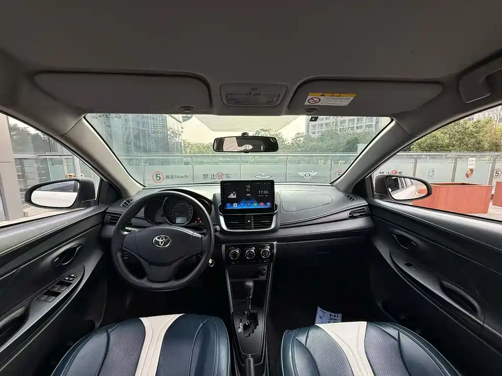 Toyota Yaris L 2020 — фото 6