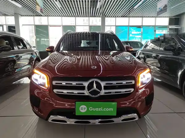 Mercedes-Benz GLB 2021