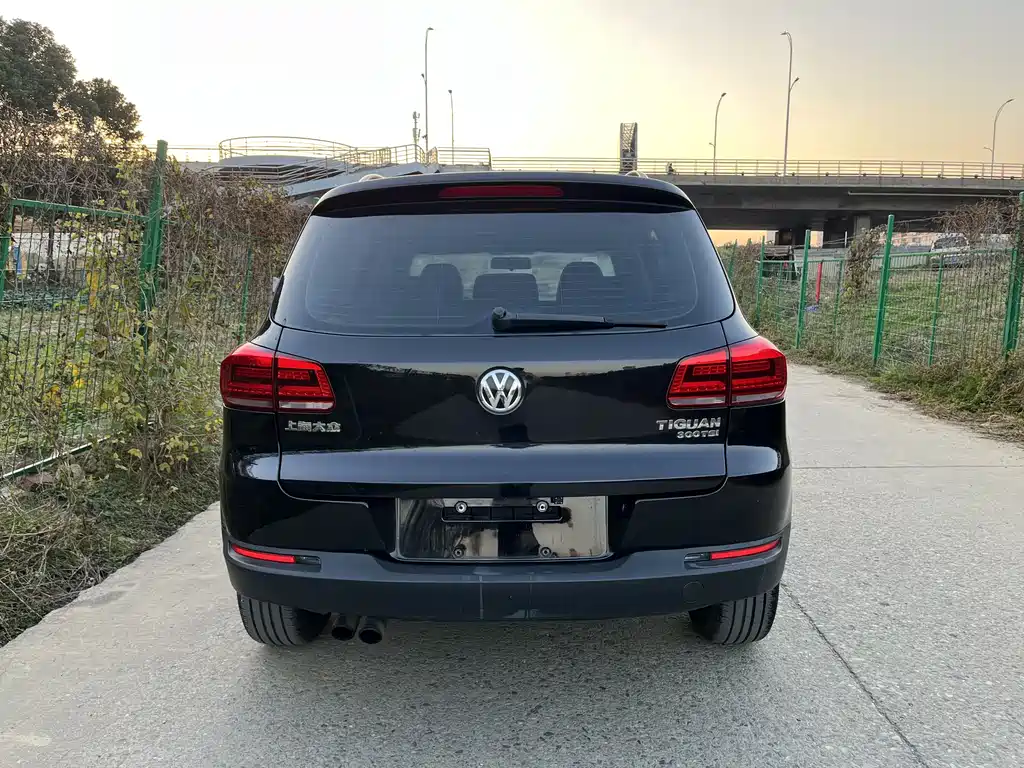 Volkswagen Tiguan 2016 — фото 14