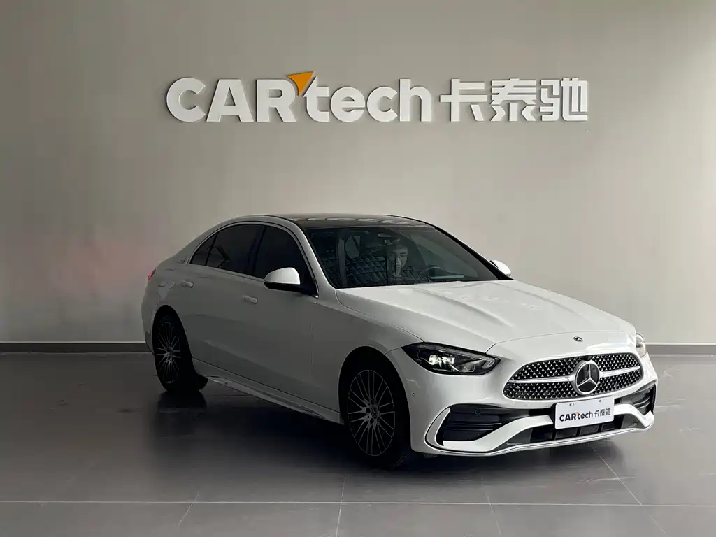 Mercedes-Benz C-Class 2024
