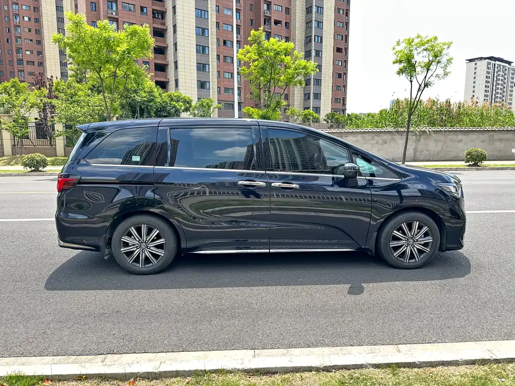 Honda Odyssey 2023 — фото 20