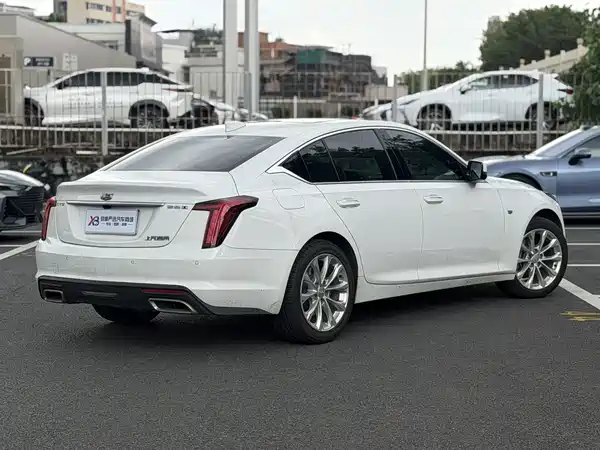 Cadillac CT5 2023
