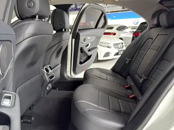 Mercedes-Benz C-Class 2020
