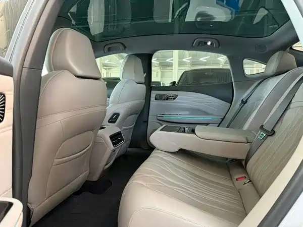 Geely Galaxy Starshine 8 2026