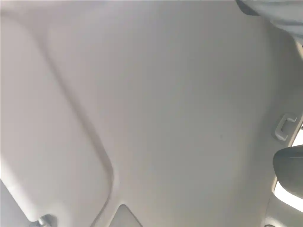 Toyota Yaris L 2021 — фото 18