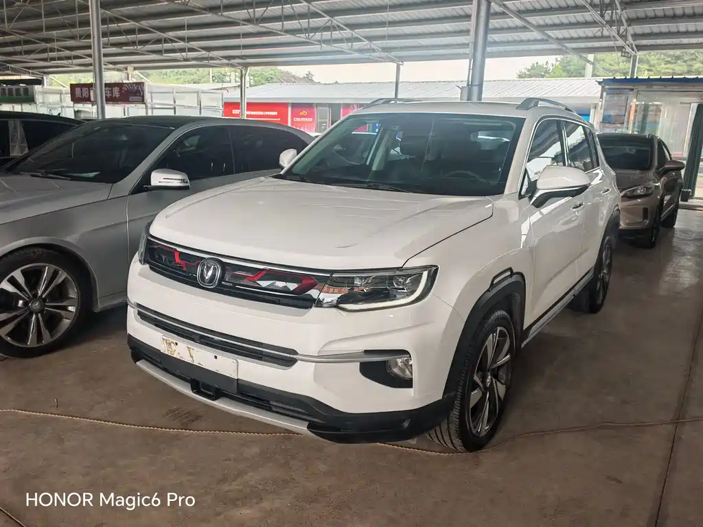 Changan CS35PLUS 2019 — фото 1
