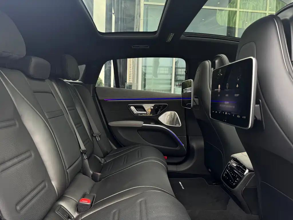 Mercedes-Benz EQS AMG 2025 — фото 15