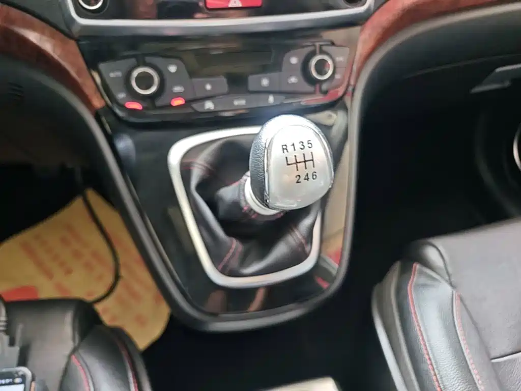 Haval H6 2015 — фото 14