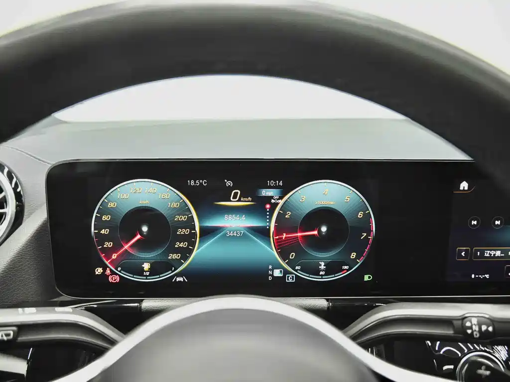 Mercedes-Benz GLA 2023 — фото 13