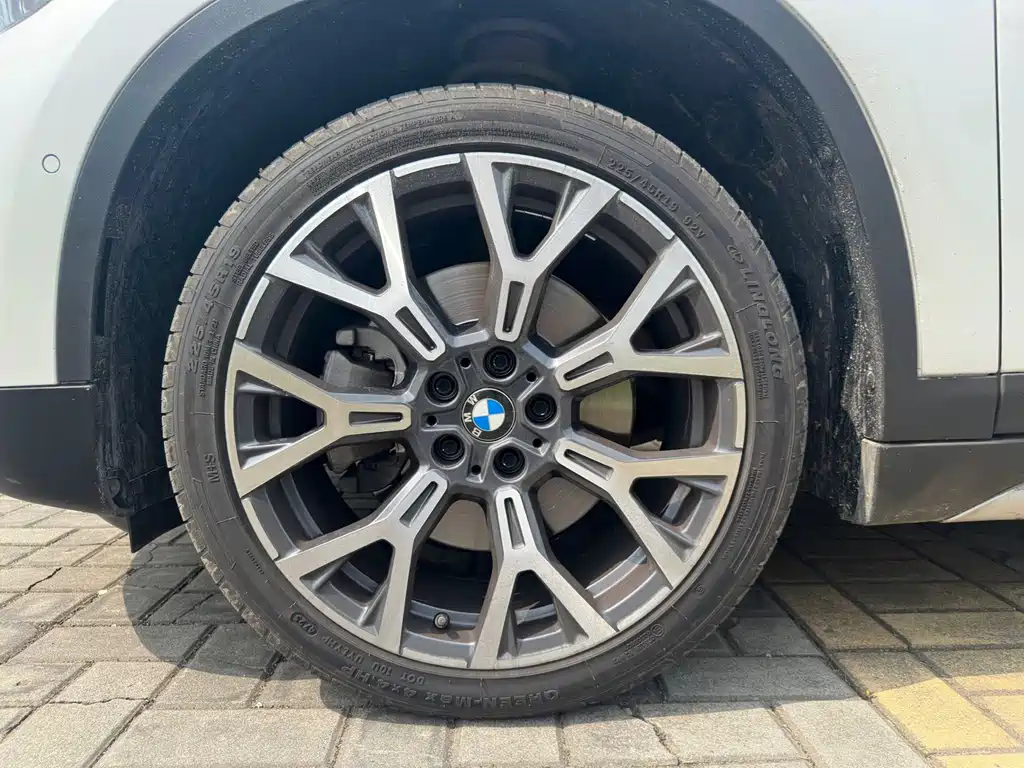 BMW X1 2022 — фото 13