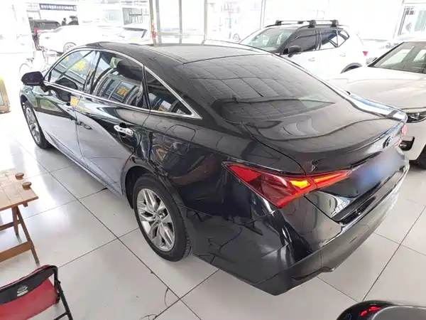 Toyota Avalon 2022
