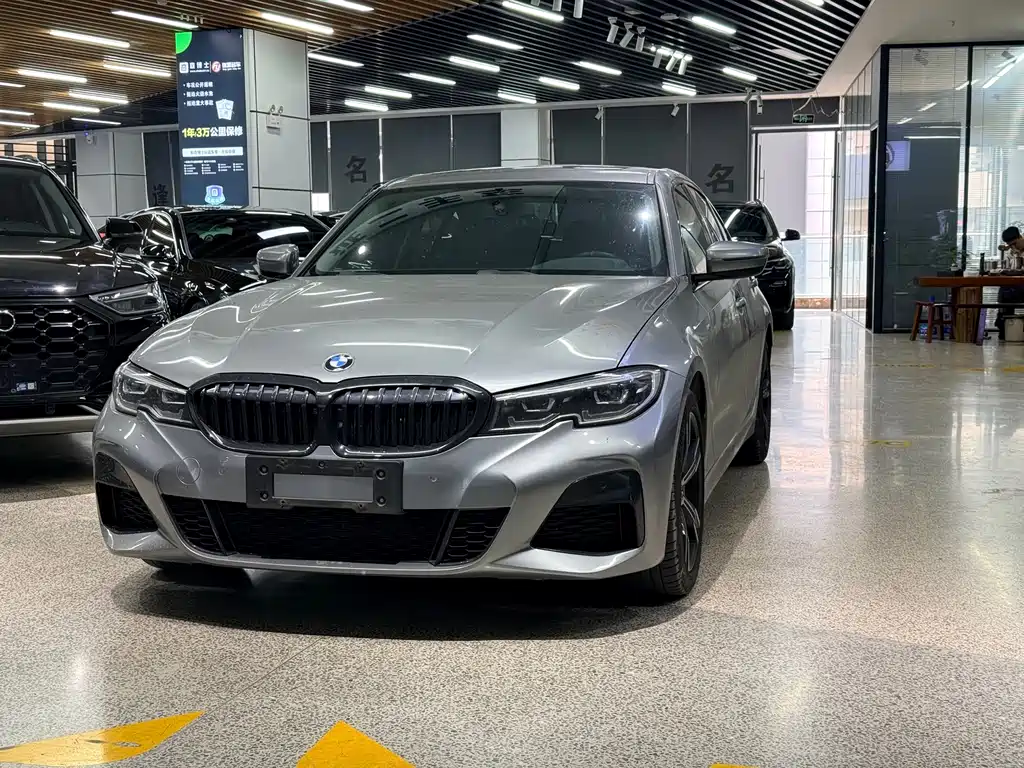 BMW 3 Series 2021