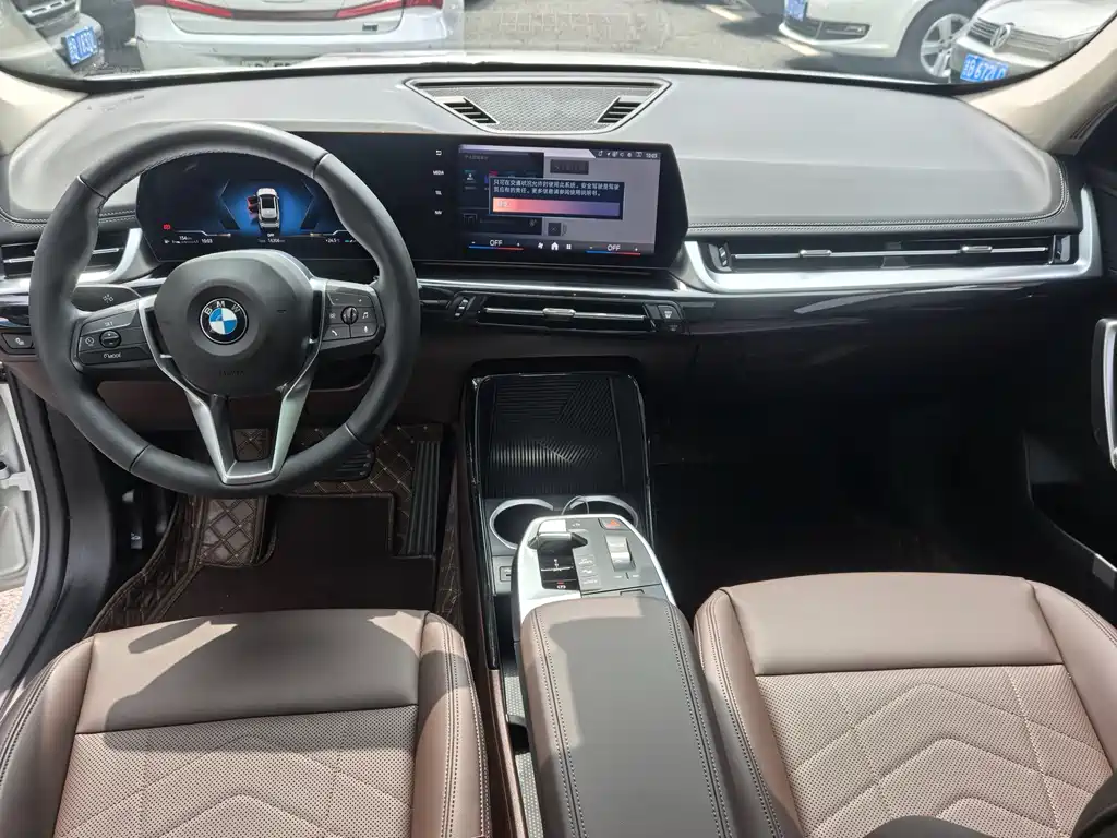 BMW X1 2023 — фото 8