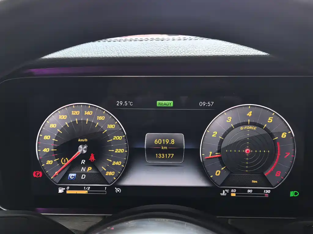 Mercedes-Benz E-Class 2019 — фото 14