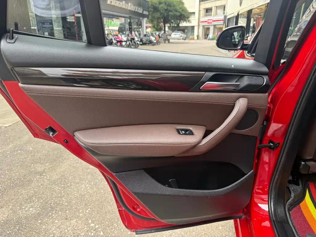 BMW X3 2017 — фото 18