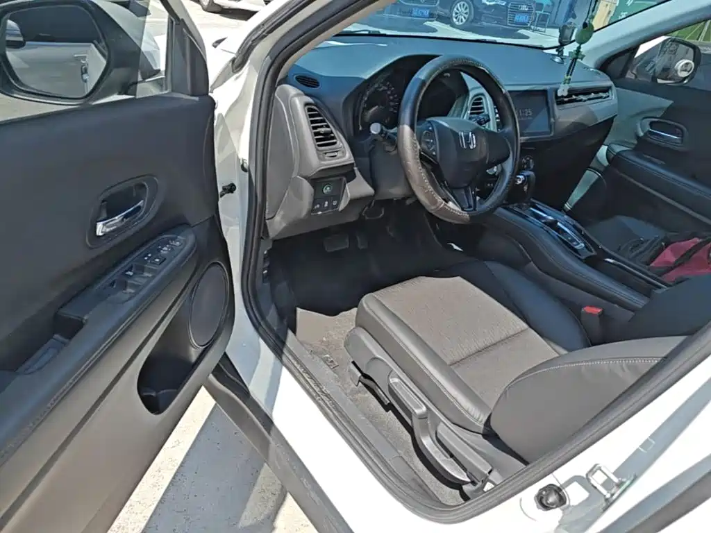 Honda Vezel 2022 — фото 16