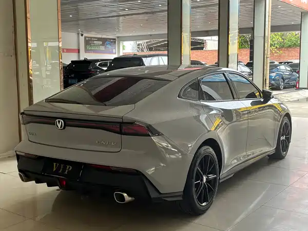 Changan UNI-V 2023