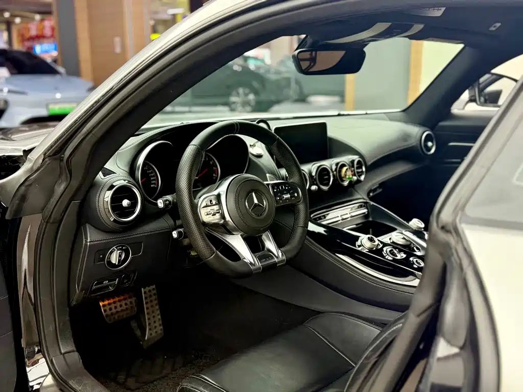 Mercedes-Benz AMG GT 2016 — фото 12